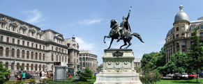 800px-University_square_Bucharest