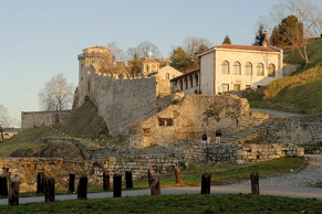 800px-L'eglise_Ruzica,_forteresse_de_Belgrade,_Serbie_D200a_0602