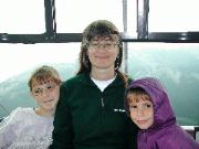 Aron, Mia, Natan, Banff gondola