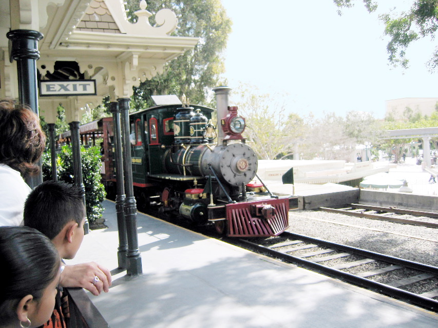 Train that goes around Disneyland, Anaheim, CA