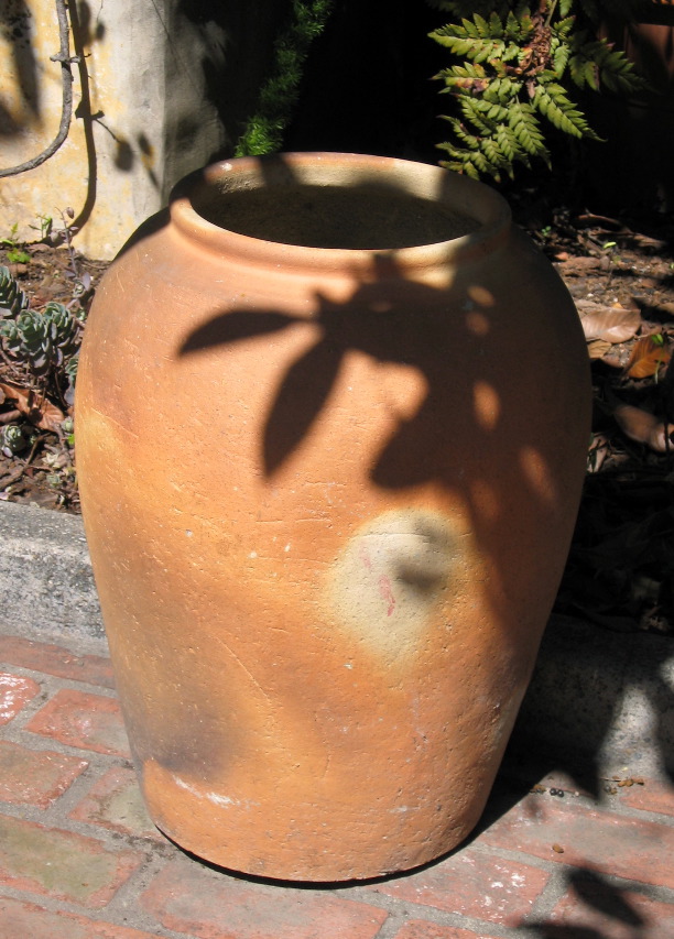urn, Capistrano Mission